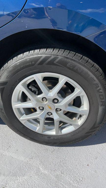 used 2022 Chevrolet Equinox car, priced at $17,990