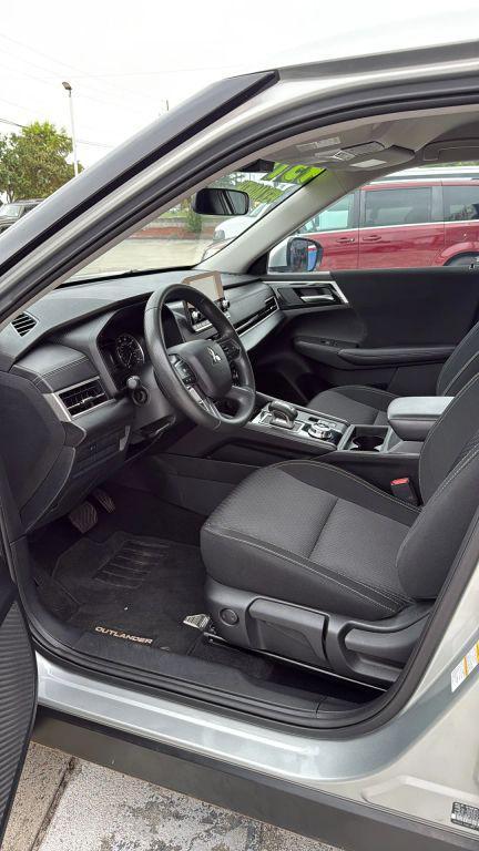 used 2024 Mitsubishi Outlander car, priced at $26,495