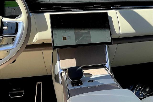 new 2025 Land Rover Range Rover car, priced at $145,505