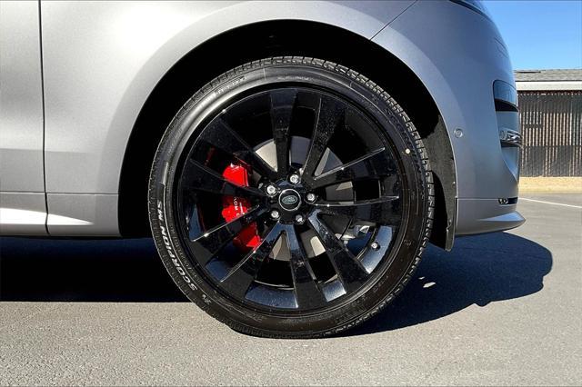 new 2025 Land Rover Range Rover Sport car, priced at $113,330