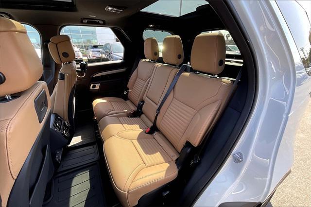 new 2025 Land Rover Discovery car, priced at $80,525