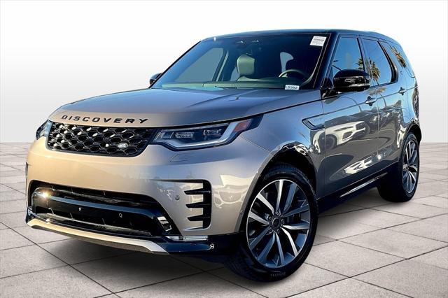 new 2025 Land Rover Discovery car, priced at $77,028