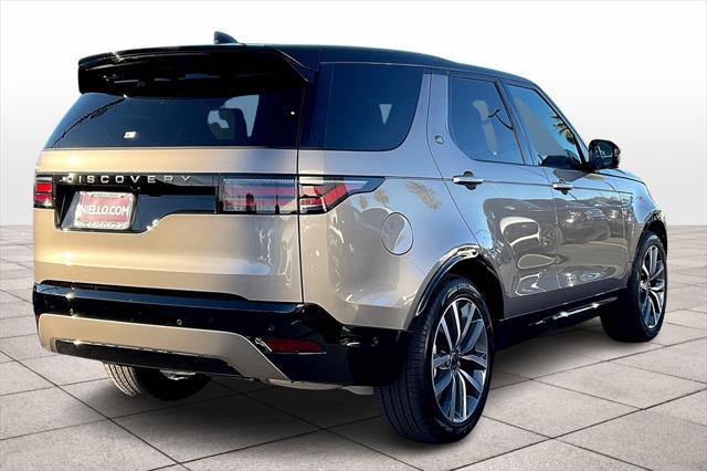 new 2025 Land Rover Discovery car, priced at $77,028