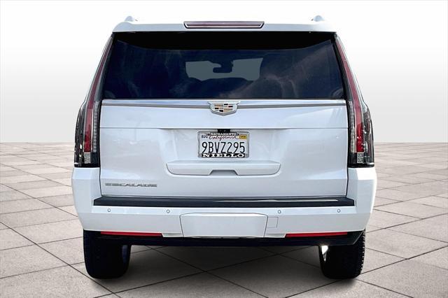 used 2020 Cadillac Escalade ESV car, priced at $38,498