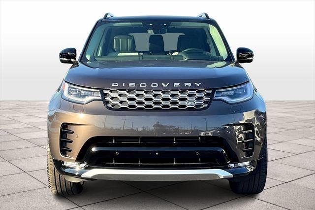 new 2025 Land Rover Discovery car, priced at $86,068