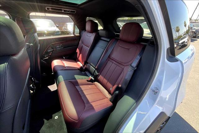 new 2025 Land Rover Range Rover Sport car, priced at $107,465