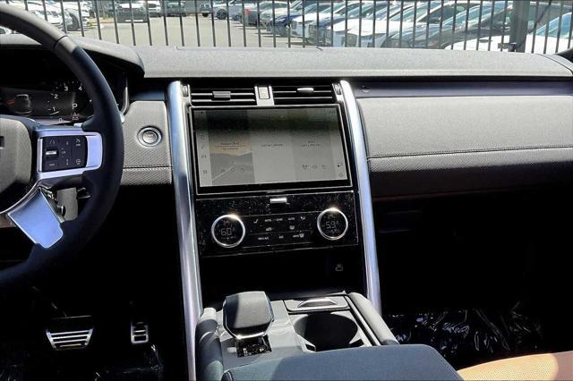 new 2025 Land Rover Discovery car, priced at $73,028