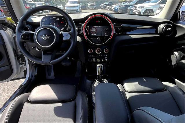 used 2022 MINI Hardtop car, priced at $22,998