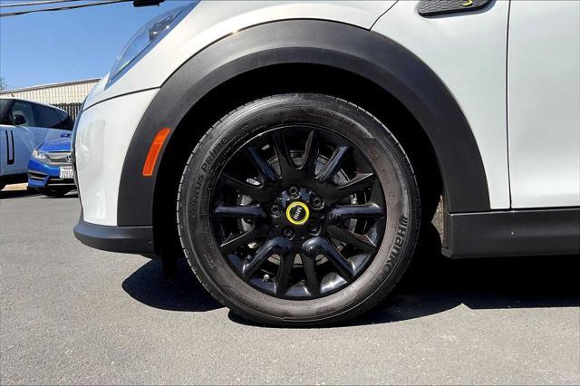used 2022 MINI Hardtop car, priced at $22,998