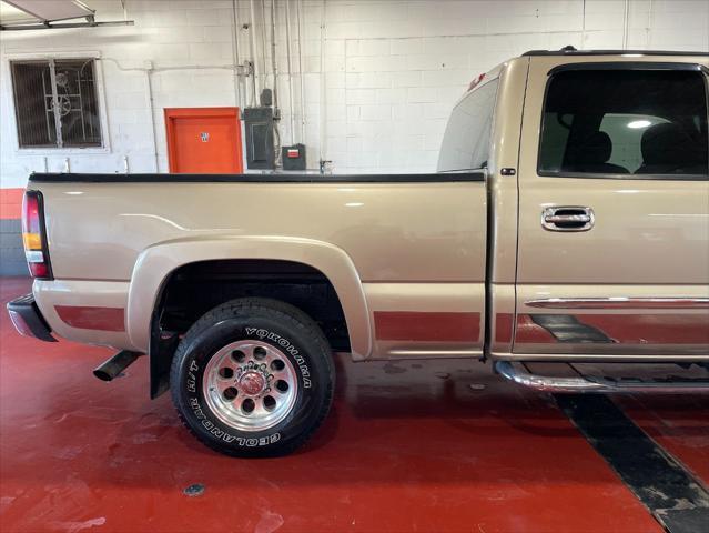 used 2004 GMC Sierra 2500 car, priced at $18,995