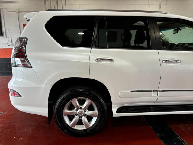 used 2017 Lexus GX 460 car, priced at $23,241