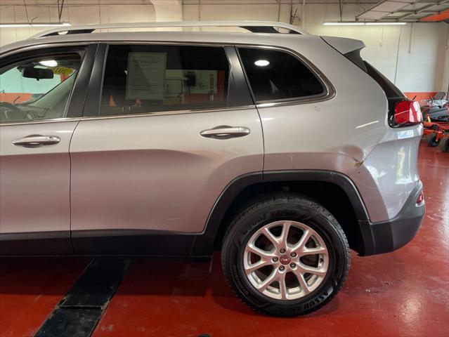 used 2018 Jeep Cherokee car, priced at $13,999