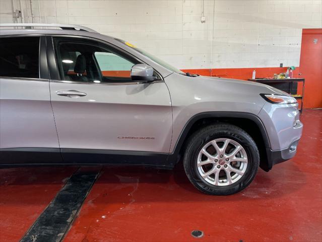 used 2018 Jeep Cherokee car, priced at $13,999