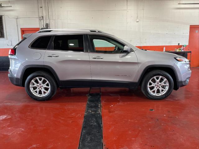 used 2018 Jeep Cherokee car, priced at $13,999