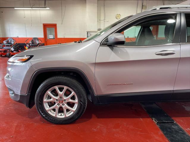 used 2018 Jeep Cherokee car, priced at $13,999