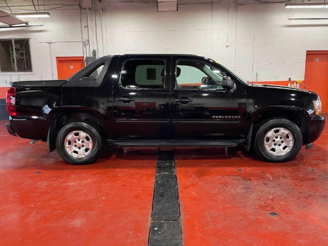 used 2011 Chevrolet Avalanche car, priced at $18,995