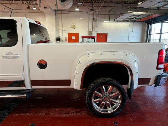 used 2009 GMC Sierra 2500 car, priced at $33,995