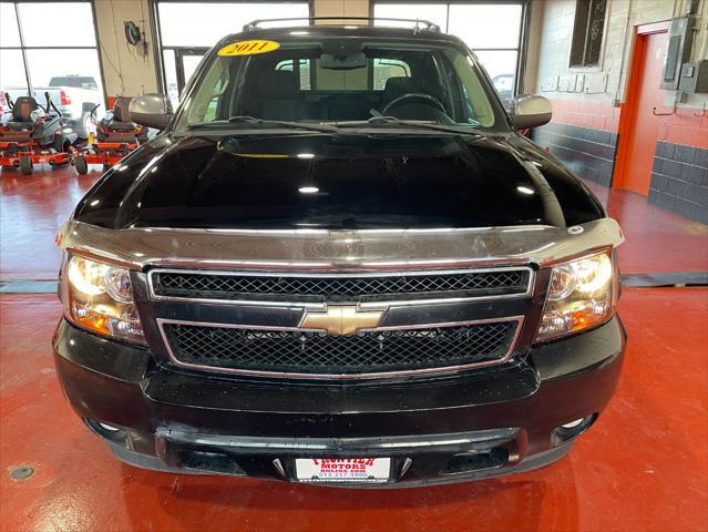 used 2011 Chevrolet Avalanche car, priced at $20,995