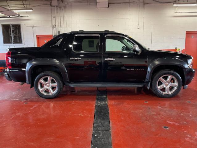 used 2011 Chevrolet Avalanche car, priced at $19,495