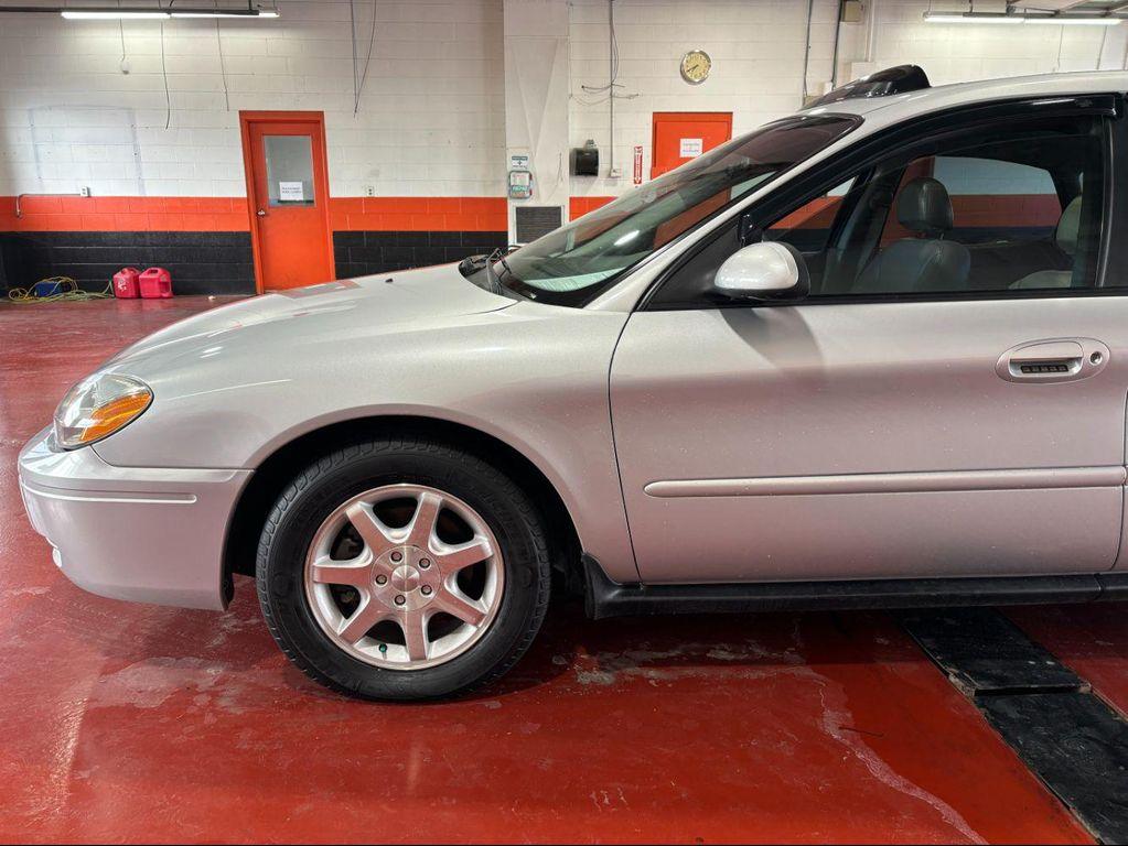 used 2006 Ford Taurus car, priced at $4,990