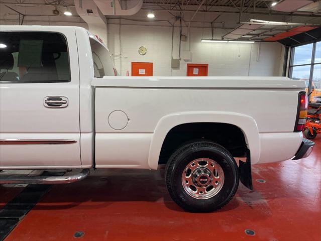 used 2005 GMC Sierra 1500 car, priced at $14,995