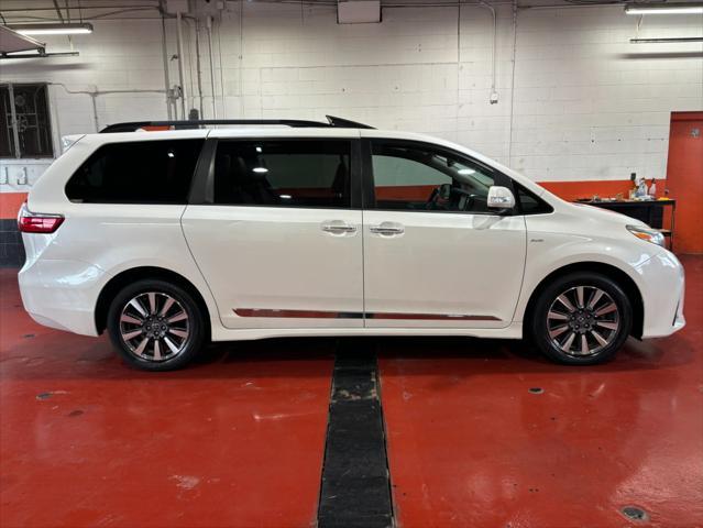 used 2018 Toyota Sienna car, priced at $32,974