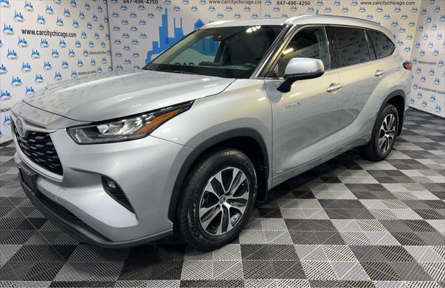 used 2020 Toyota Highlander Hybrid car, priced at $34,990