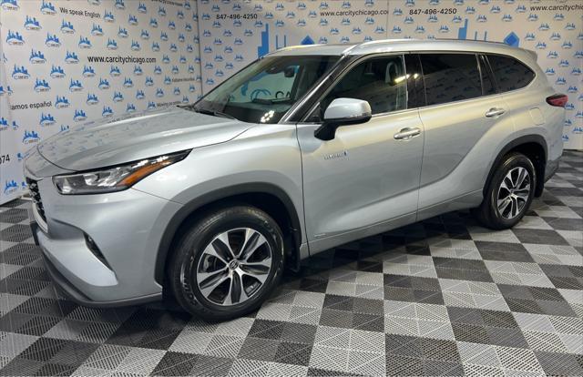 used 2020 Toyota Highlander Hybrid car, priced at $34,990