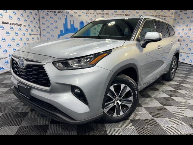 used 2020 Toyota Highlander Hybrid car, priced at $34,990