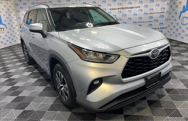 used 2020 Toyota Highlander Hybrid car, priced at $34,990