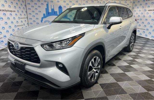 used 2020 Toyota Highlander Hybrid car, priced at $34,990