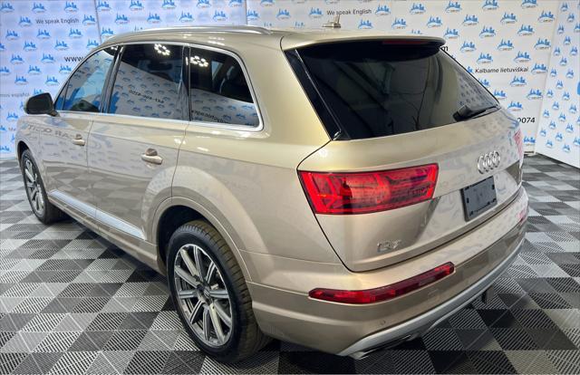 used 2018 Audi Q7 car, priced at $19,900