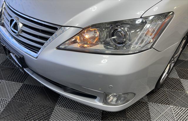 used 2011 Lexus ES 350 car, priced at $14,500