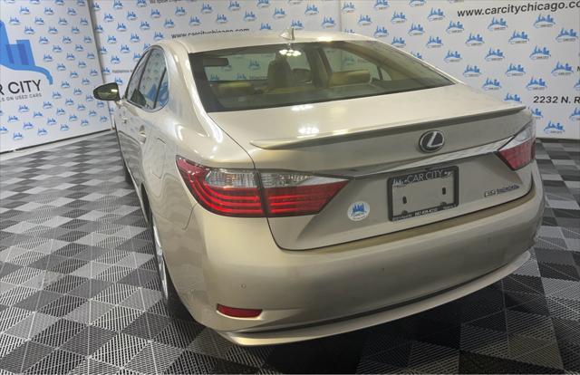 used 2015 Lexus ES 300h car, priced at $16,490