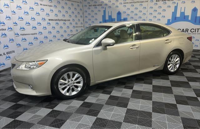 used 2015 Lexus ES 300h car, priced at $16,490