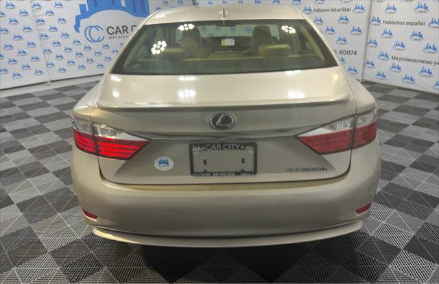 used 2015 Lexus ES 300h car, priced at $16,490