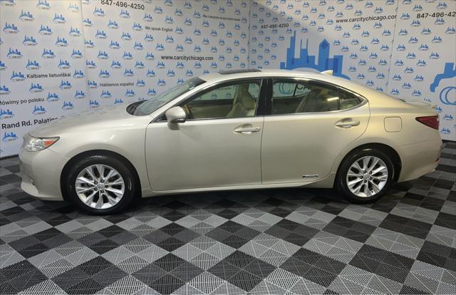 used 2015 Lexus ES 300h car, priced at $16,490