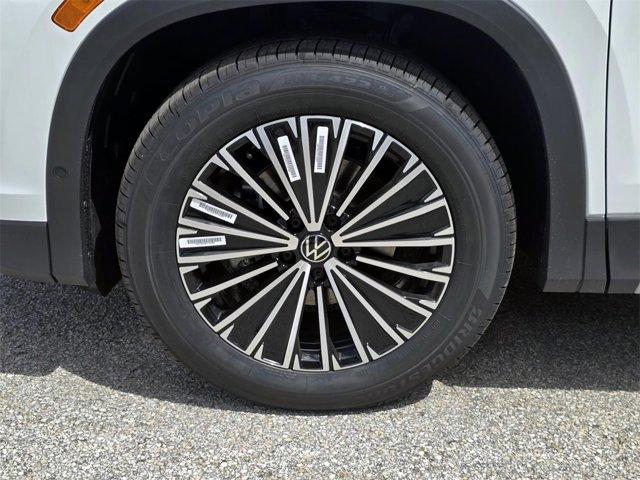 new 2025 Volkswagen Tiguan car, priced at $29,698