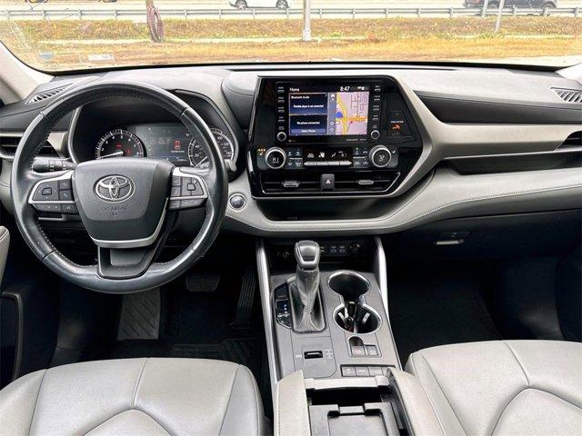 used 2022 Toyota Highlander car, priced at $30,123