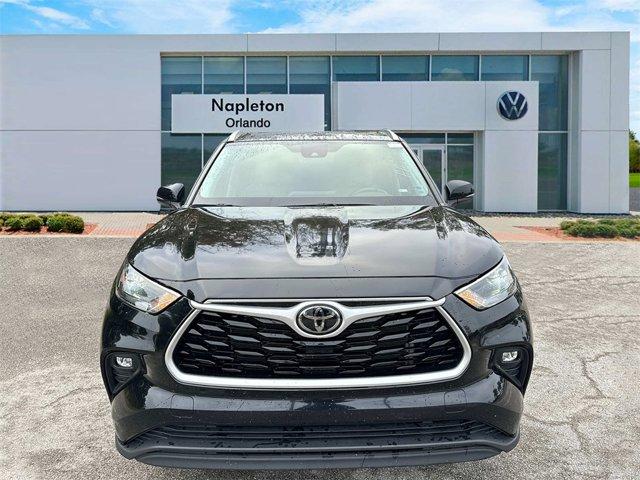 used 2022 Toyota Highlander car, priced at $30,123