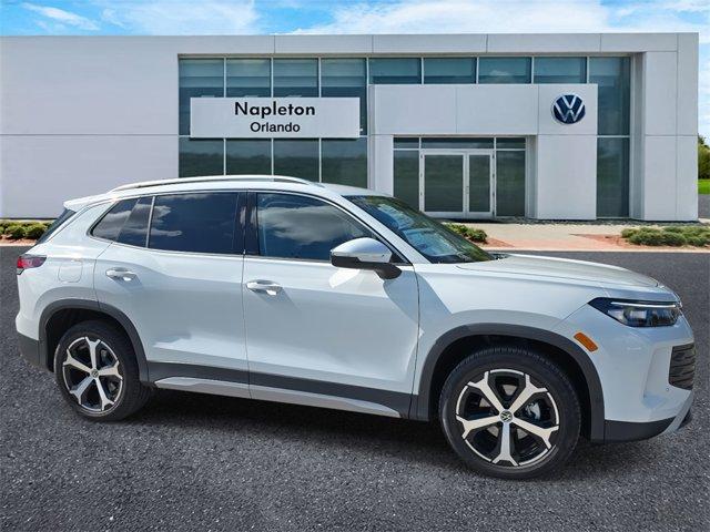 new 2025 Volkswagen Tiguan car, priced at $32,607