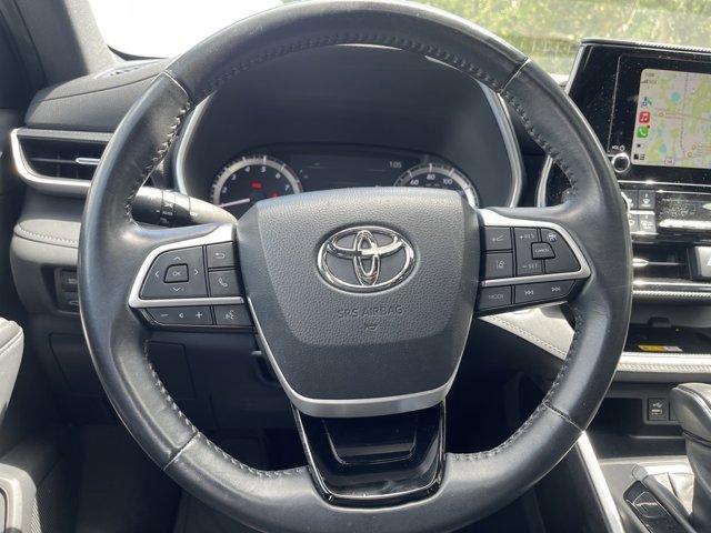 used 2023 Toyota Highlander car, priced at $36,350