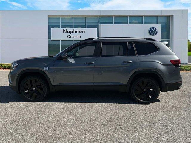 new 2024 Volkswagen Atlas car, priced at $40,861