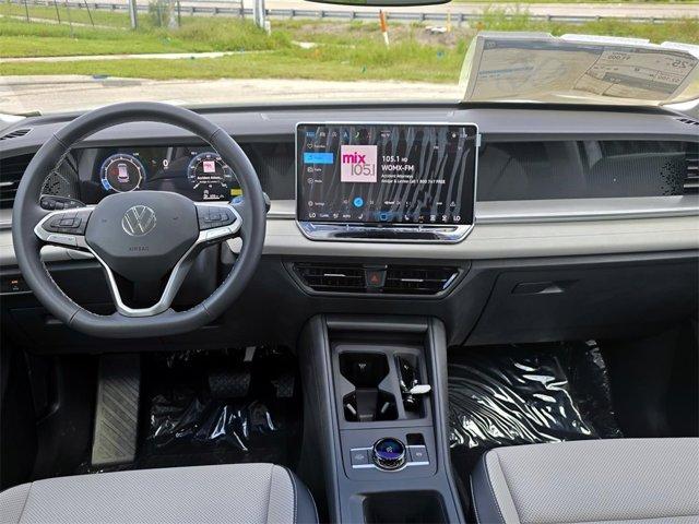 new 2025 Volkswagen Tiguan car, priced at $33,698