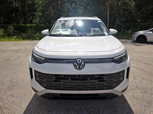 new 2025 Volkswagen Tiguan car, priced at $33,698