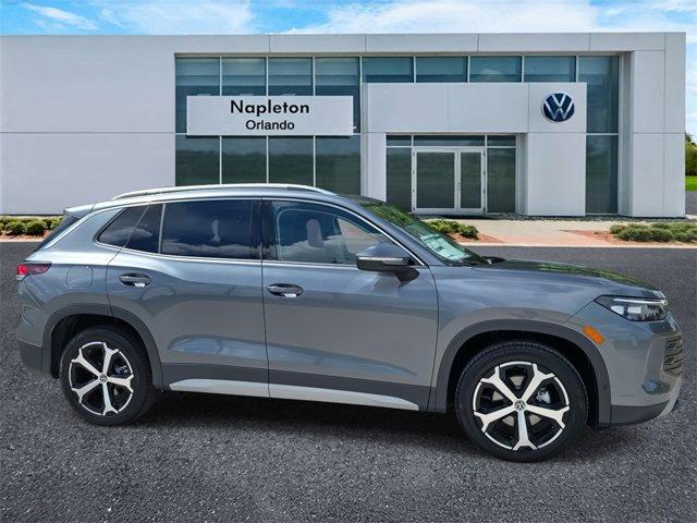 new 2025 Volkswagen Tiguan car, priced at $32,603