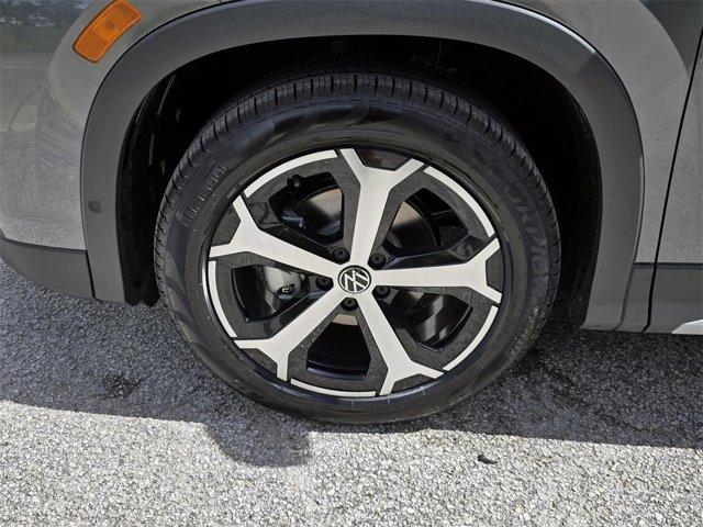 new 2025 Volkswagen Tiguan car, priced at $32,603