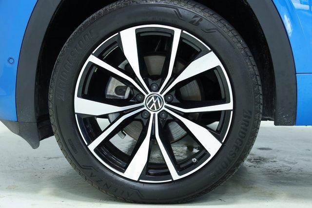 used 2024 Volkswagen Atlas Cross Sport car, priced at $38,211