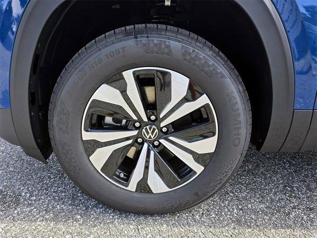 new 2026 Volkswagen Atlas Cross Sport car