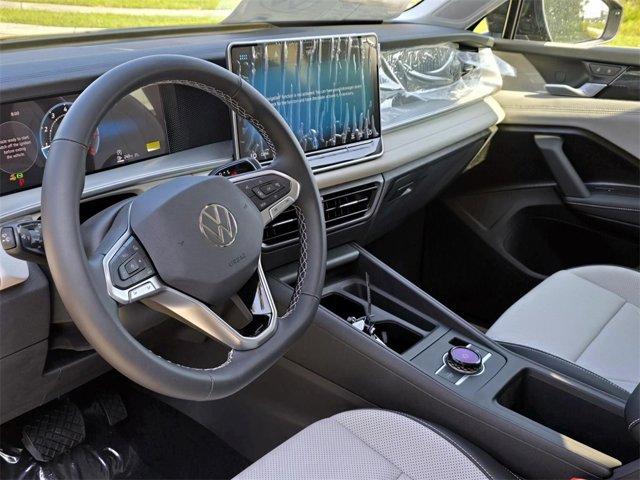 new 2025 Volkswagen Tiguan car, priced at $34,103